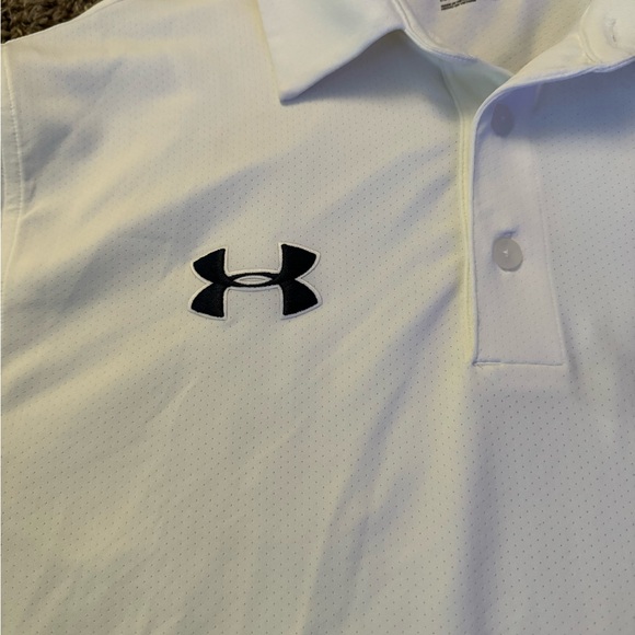 Notre Dame under Armour shirt - Picture 4 of 6